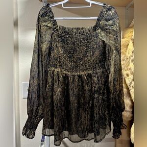 Beautiful Metallic Gold Brantley Top